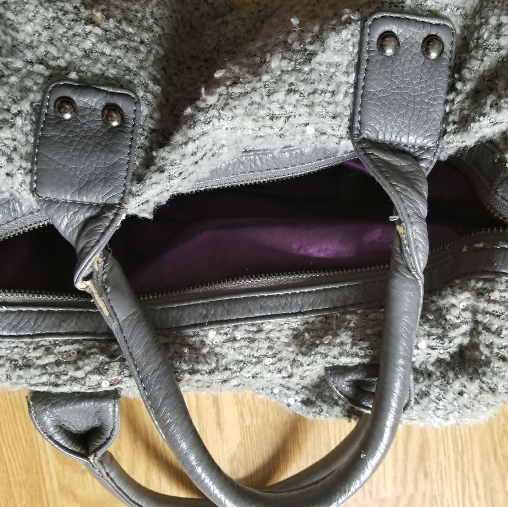 Purse - Picture 3 of 4